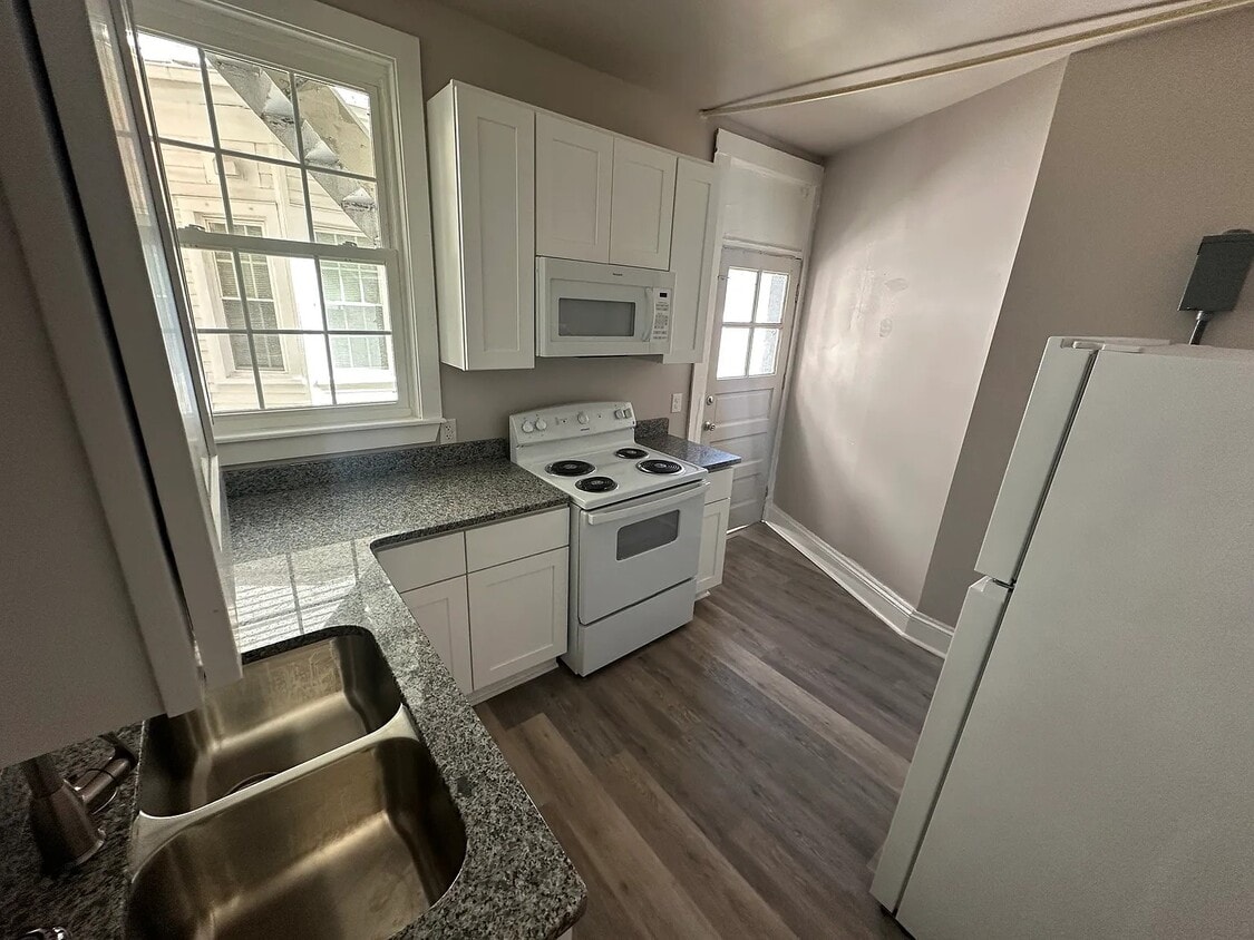 Primary Photo - 309 North St