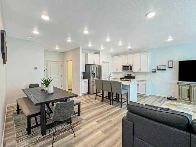 Foto del edificio - 5815 S Carnelian Pkwy