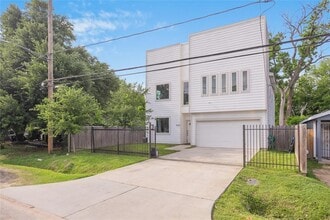 Building Photo - 4625 Mallow St
