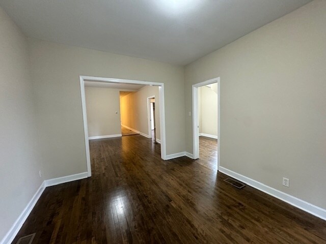 Building Photo - 1234 Kenilworth Ave