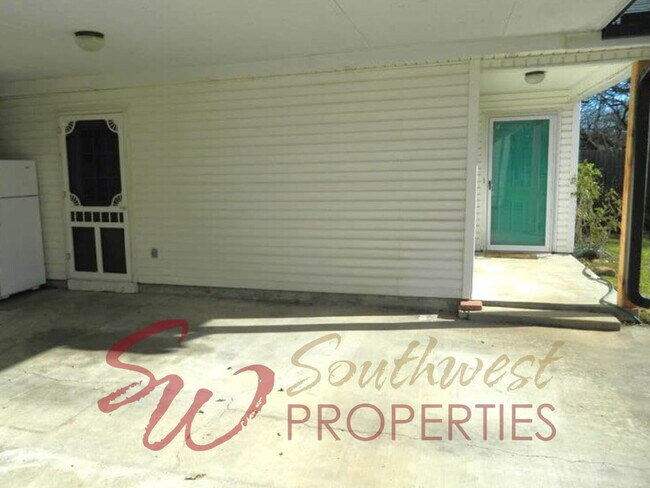 Foto del edificio - Charming 2 Bed / 2 Bath Home in Quiet Neighborhood + Bonus Room & Fenced Yard!