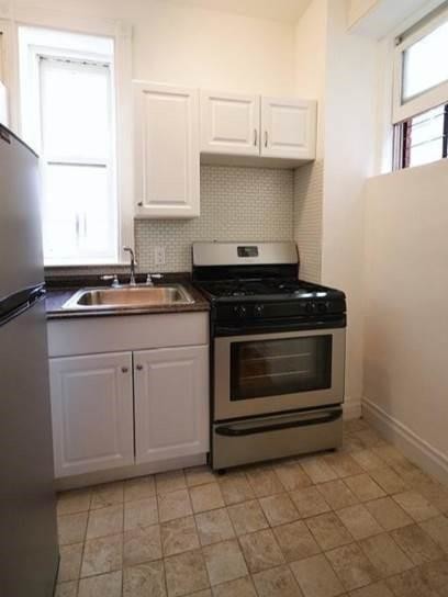 Building Photo - 146 East 89th Street
