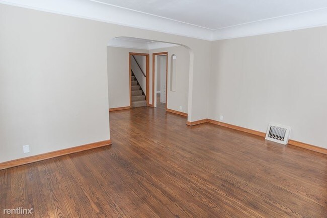 Foto del edificio - 2 br, 1 bath House - 3743 Knox Avenue N