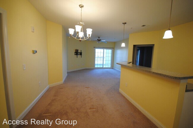 Building Photo - 200 Gateway Condos Dr