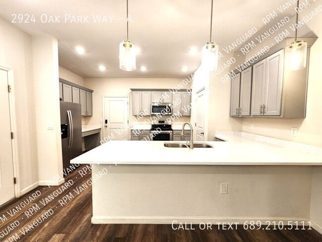 Photo - 2924 Oak Park Way House