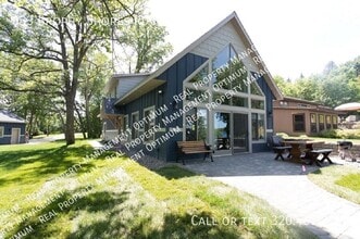 Building Photo - 633 Brophy Shores Rd NW