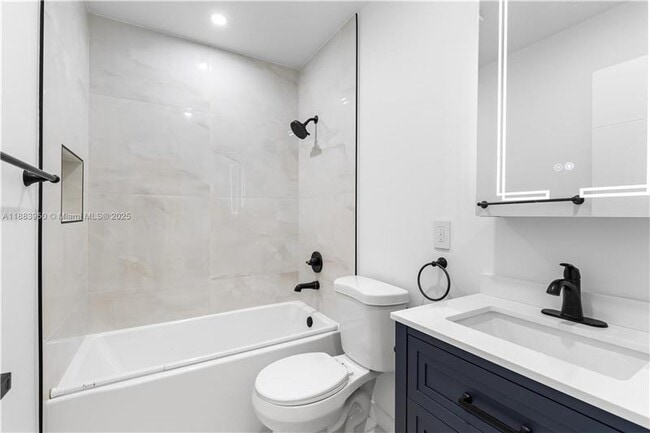 Foto del edificio - 9080 NW 23rd St