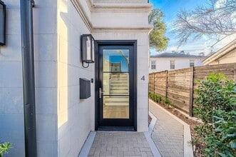 Building Photo - 4112 Druid Ln