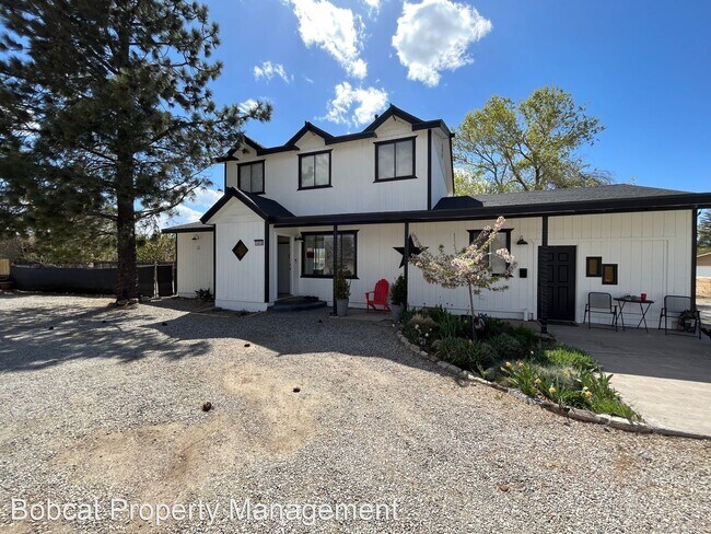 Foto del edificio - 3 br, 2.5 bath House - 1030 Dresslerville Rd