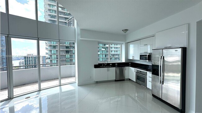 Foto del edificio - 60 SW 13th St