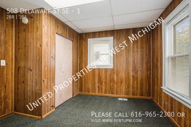 Building Photo - 508 Delaware St SE