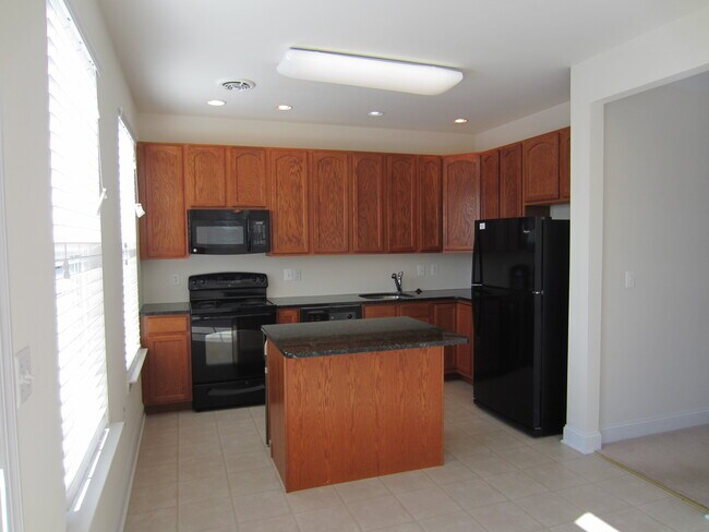 Kitchen - 860 Main St
