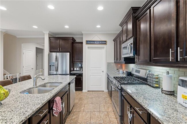 Foto del edificio - 2 Story Home in Castlegate II Neighborhood