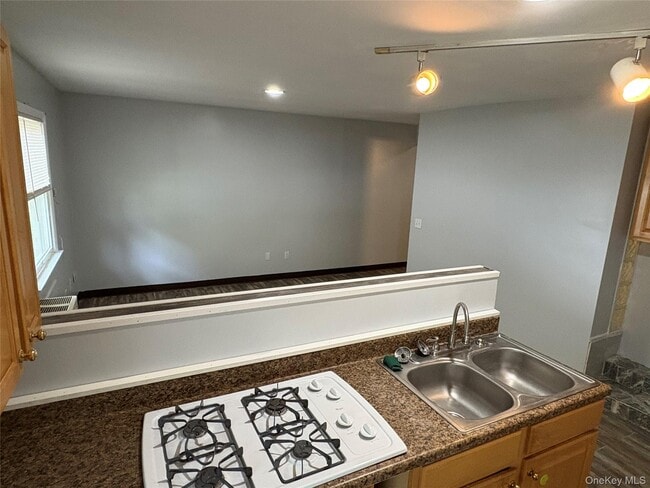 Building Photo - 200 Fosler Rd