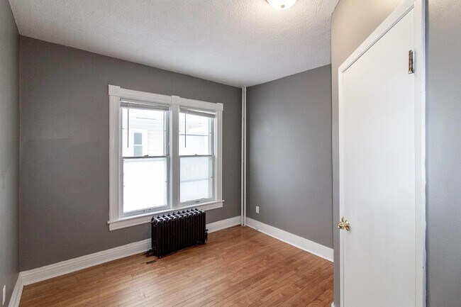 Foto del edificio - 1111 5th Ave NW