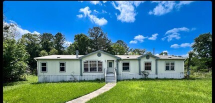 Building Photo - 24450 Cunningham Dr