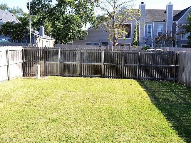 Building Photo - 3 br, 3.5 bath Duplex - Teal Duplexes 2500