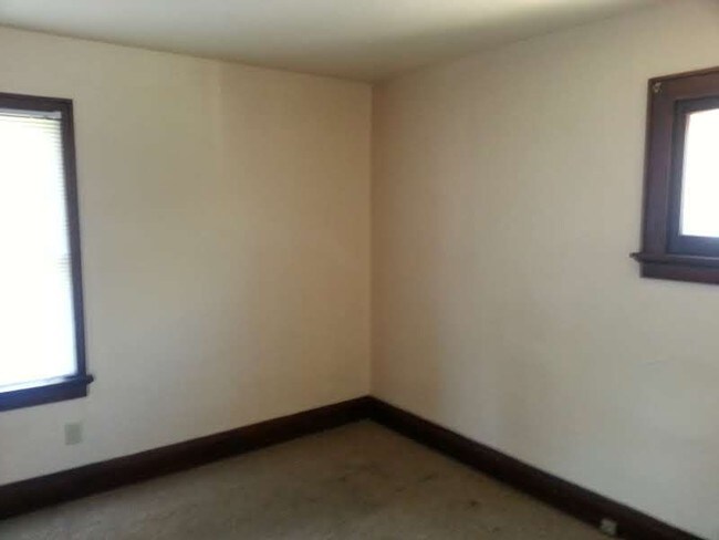 Foto del edificio - 3739 W State St
