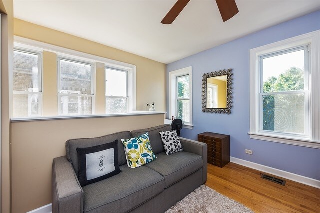 Foto del edificio - 1442 W Roscoe St