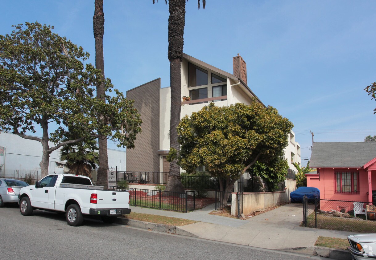 Building Photo - 1421 16th St