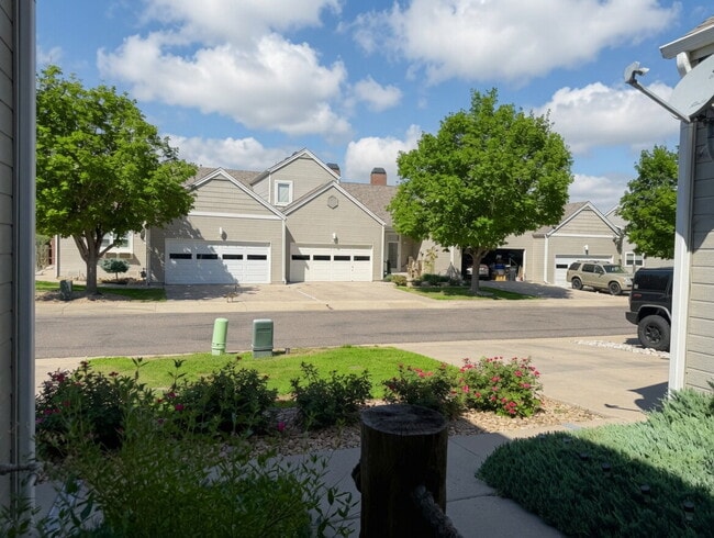 Photo - Lakeside 3 Bed/2.5 Bath Townhome in Gateway Community! Quiet, Scenic Living in The Heart Of Denver!