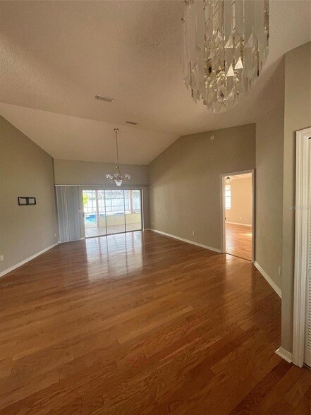 Foto del edificio - 77 Folcroft Ln