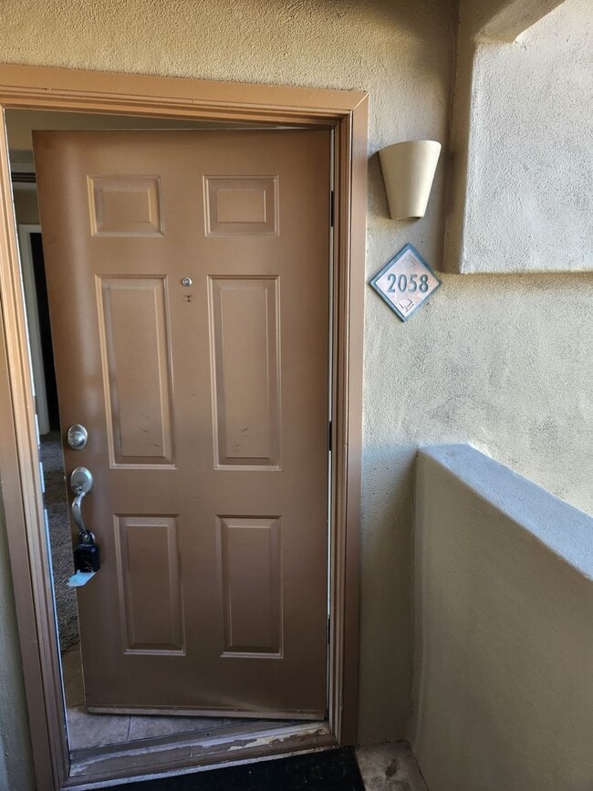 Building Photo - 2 Bedroom 2 Bath Condo located in PV