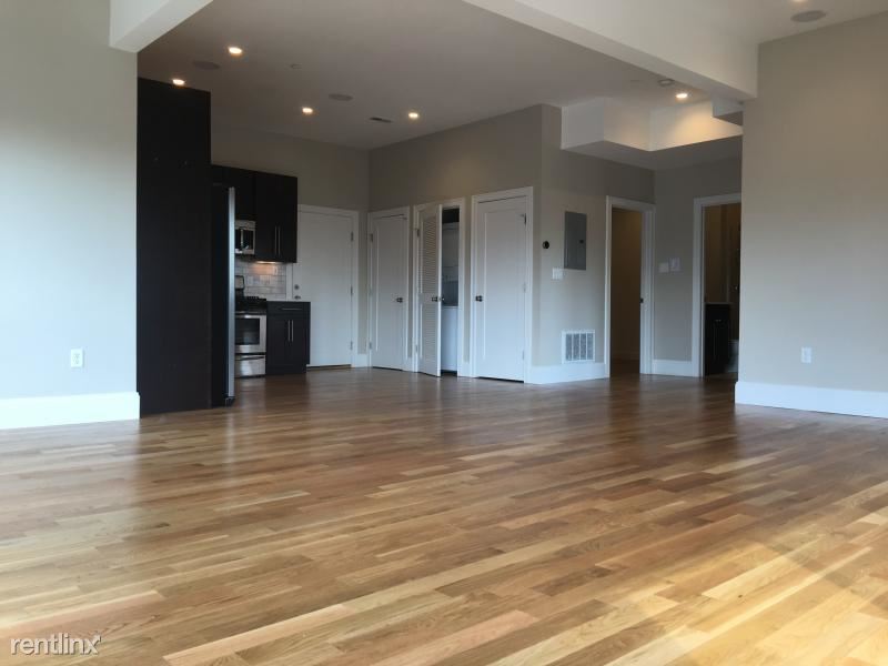 Primary Photo - 339 D St
