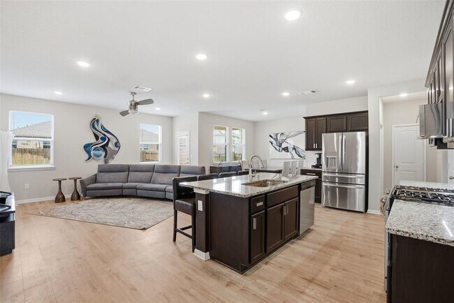 Building Photo - 1224 Vogel Dr