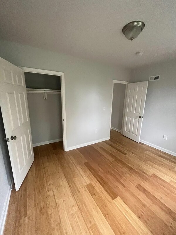Foto del edificio - 718 N Payson St