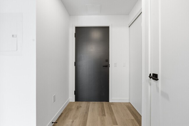 Building Photo - 1635 Military Trail