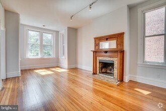 Building Photo - 1747 18th St NW