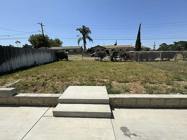Photo - Charming & Welcoming Solar 2bed 1bathroom Home in Riverside!