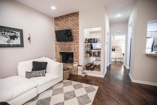 Foto del edificio - 816 N Dearborn St