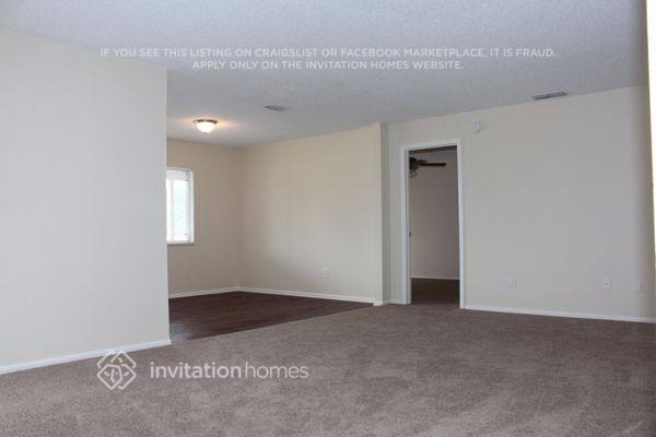 Foto del edificio - 1248 Rising Sun Blvd