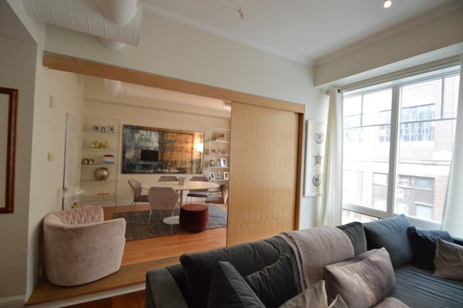 Building Photo - 139 E Berkeley St