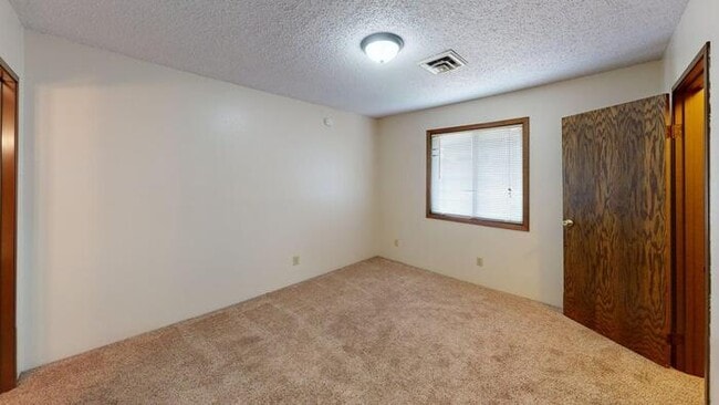 Foto del edificio - 2920 Ontario Ln