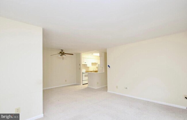 Building Photo - 5911 Prince James Dr