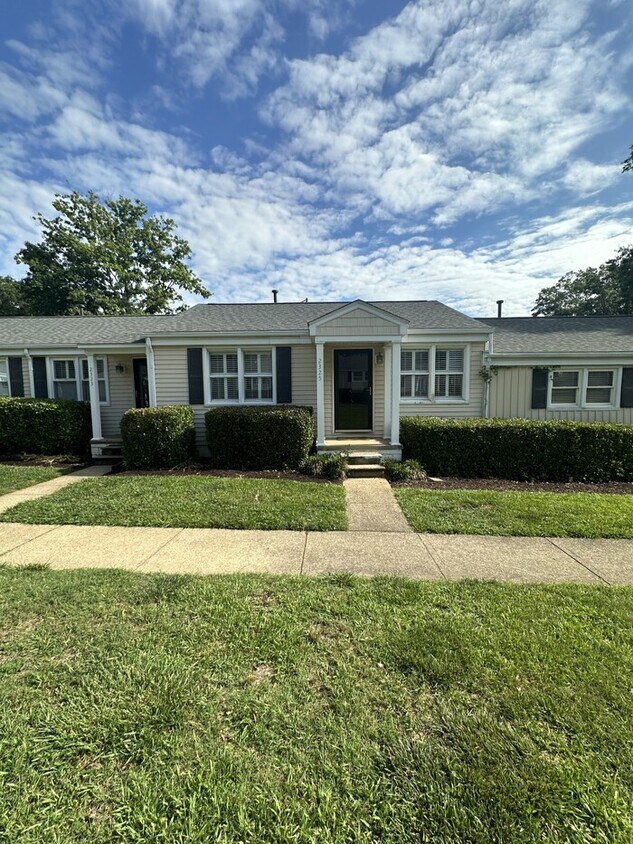 2325 Bernard St Unit 2325, Raleigh, NC 27608 Condo for Rent in Raleigh, NC