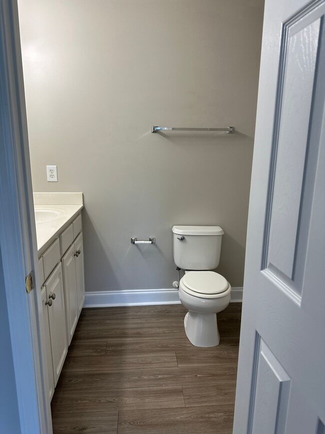 Photo - Nice 3 bedroom, 2.5 bath townhouse at Silver Chase- Move in special 1/2 of the 1st months rent wi...