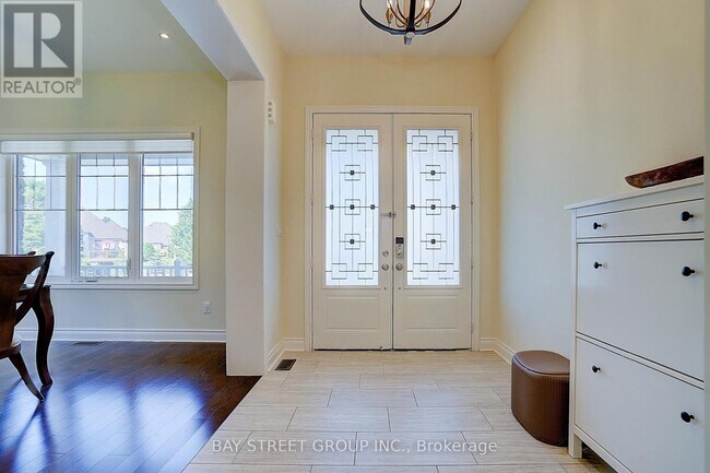 Building Photo - 96 Match Point Ct