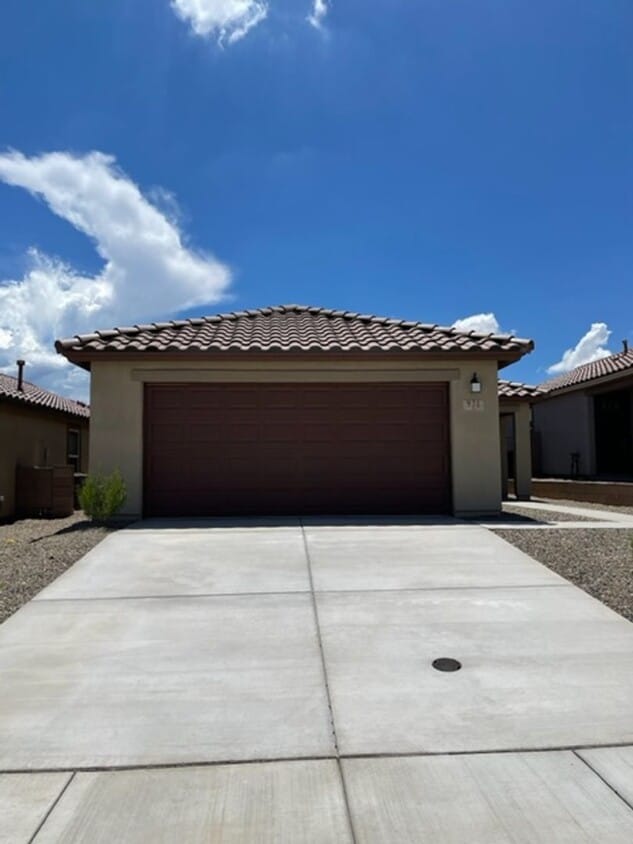 Foto principal - Sahuarita- 3 bedroom/ 2 bathroom single st...