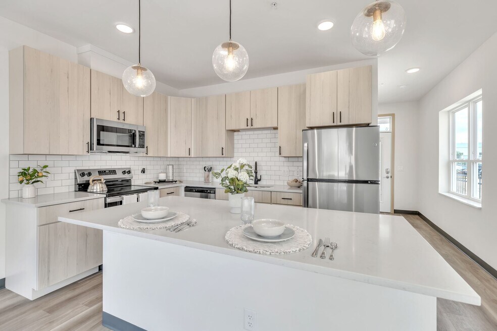 Broadway Lofts and Townhomes
