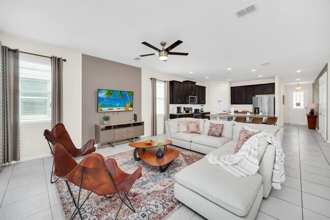 Foto del edificio - 9009 Egret Mls Ter