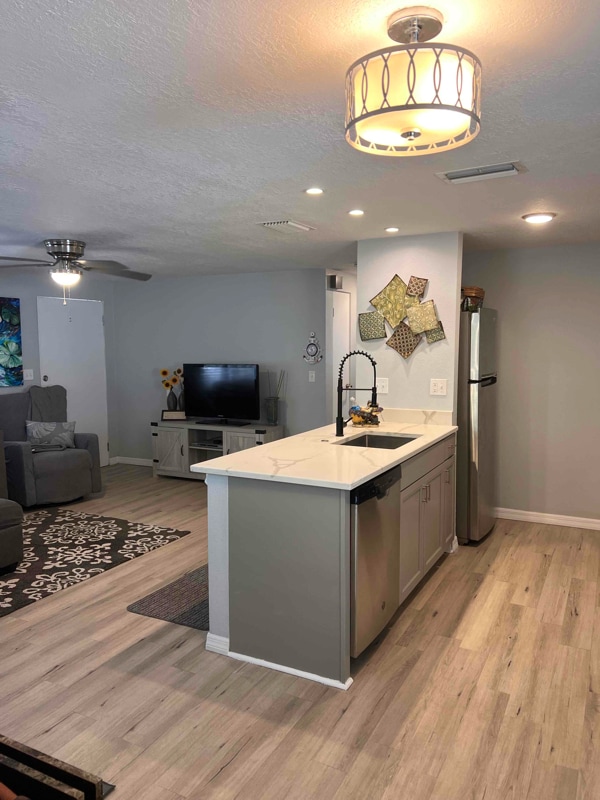 Foto principal - 3823 42nd St