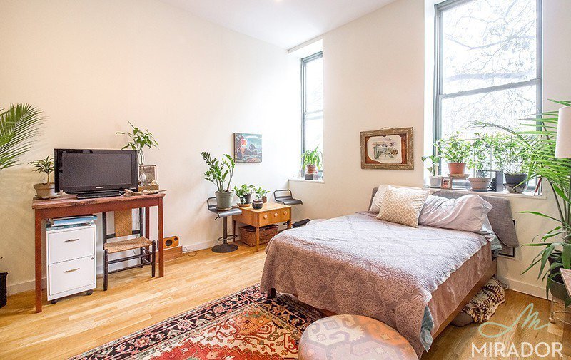 Primary Photo - Low Fee! Alcove Studio for Rent in Lenox Hill