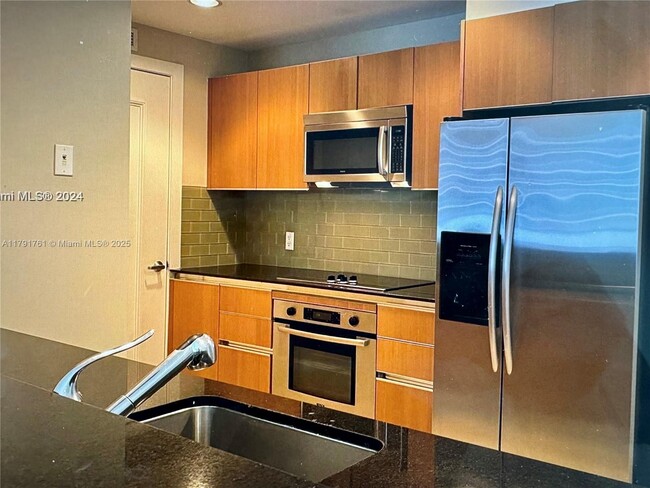 Foto del edificio - 1060 Brickell Ave