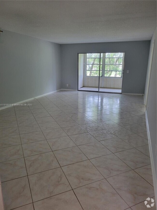 Building Photo - 1300 SW 125th Ave
