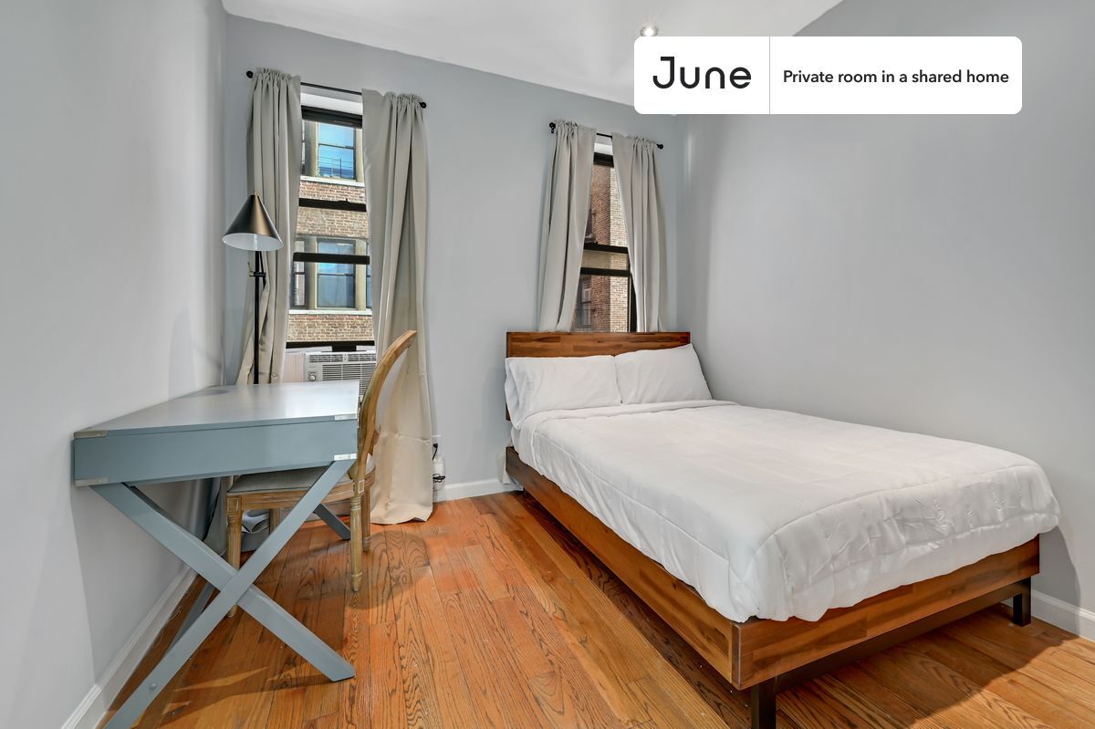 Foto principal - Room in Shared 4 bed/1.5 bath home