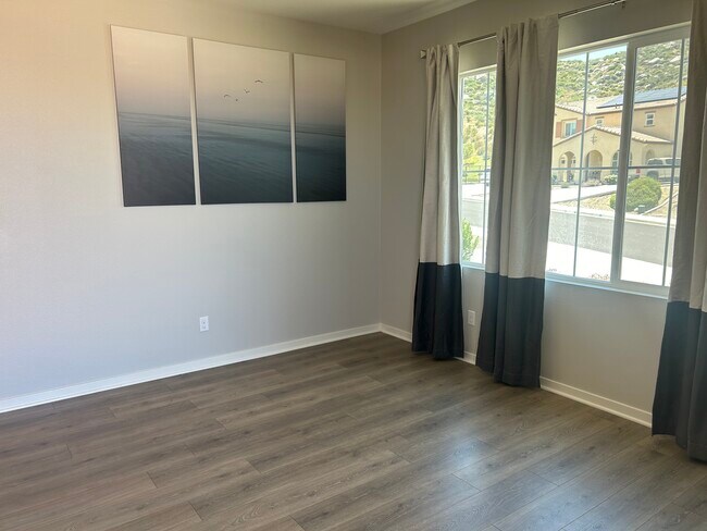 Foto del edificio - 29836 Vista Ridge Rd